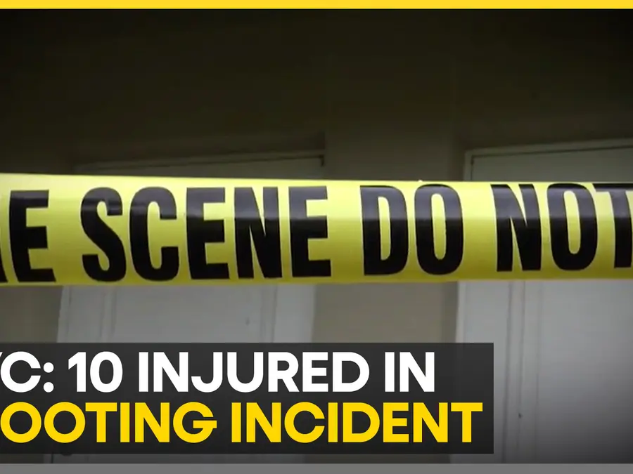 New York: Ten injured in shooting incident, four gunmen fire at a crowd outside a nightclub