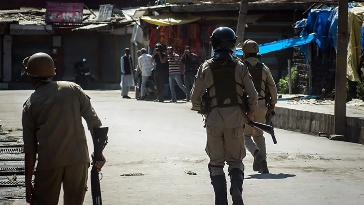 Over 500 detained across Kashmir in crackdown after Kulgam terror attack