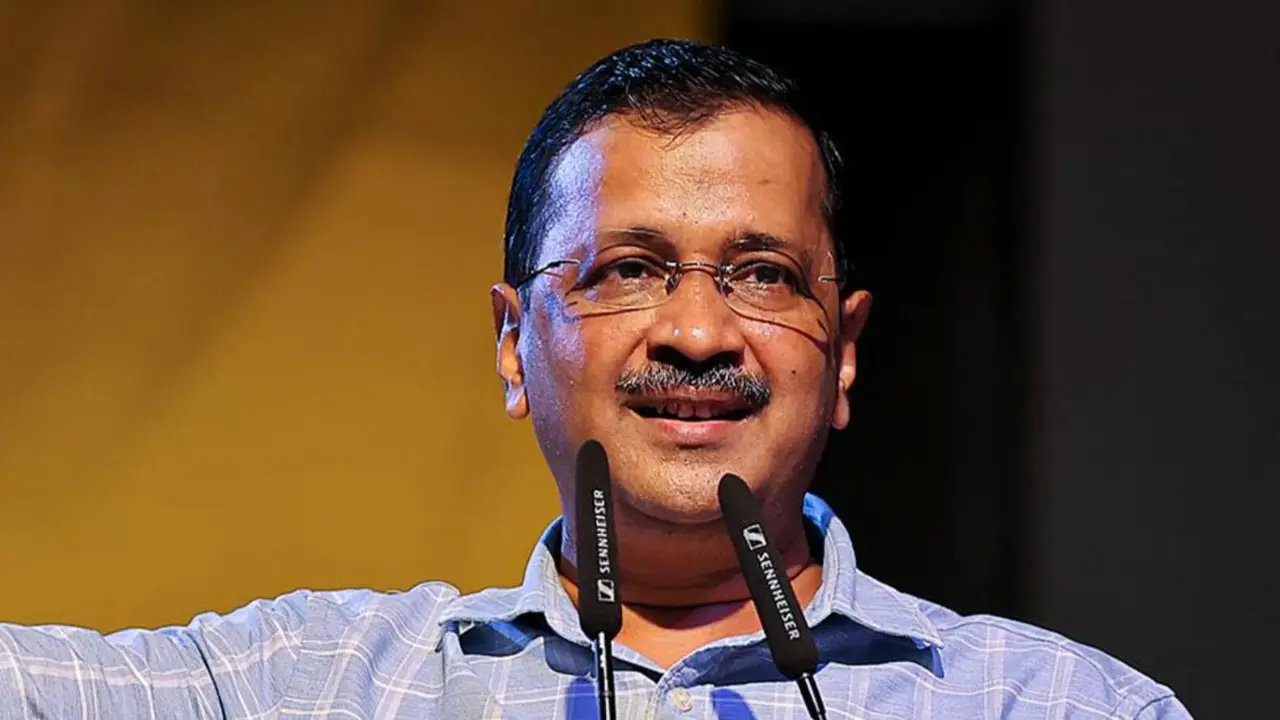 India: Kejriwal 'signalled' driver to hit us, alleged youth hit by AAP supremo's car India: Kejriwal 'signalled' driver to hit us, alleged youth hit by AAP supremo's car