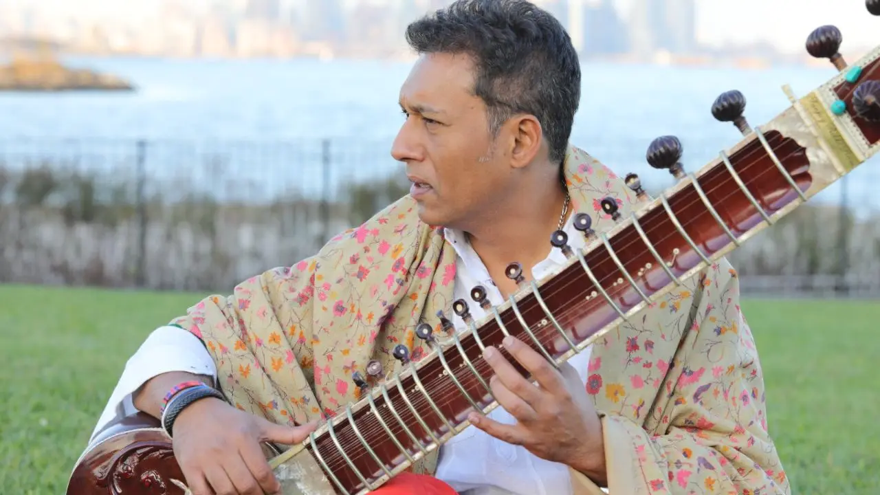 Republic Day 2025: Sitar maestro Hidayat Husain Khan commemorates with 'Jai Hind' Republic Day 2025: Sitar maestro Hidayat Husain Khan commemorates with 'Jai Hind'