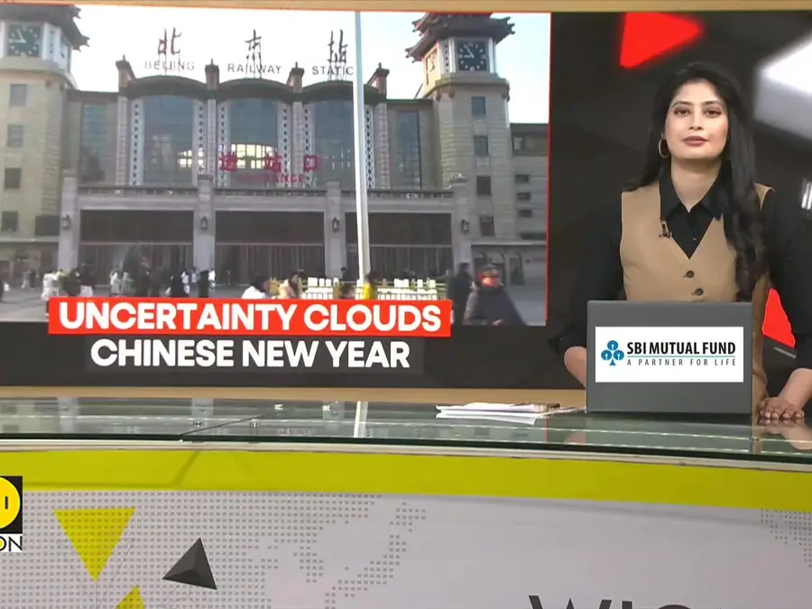 Lunar new year travellers in China face economic uncertainty