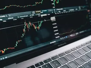 Emerging markets face debt crisis amid rising risks in 2025