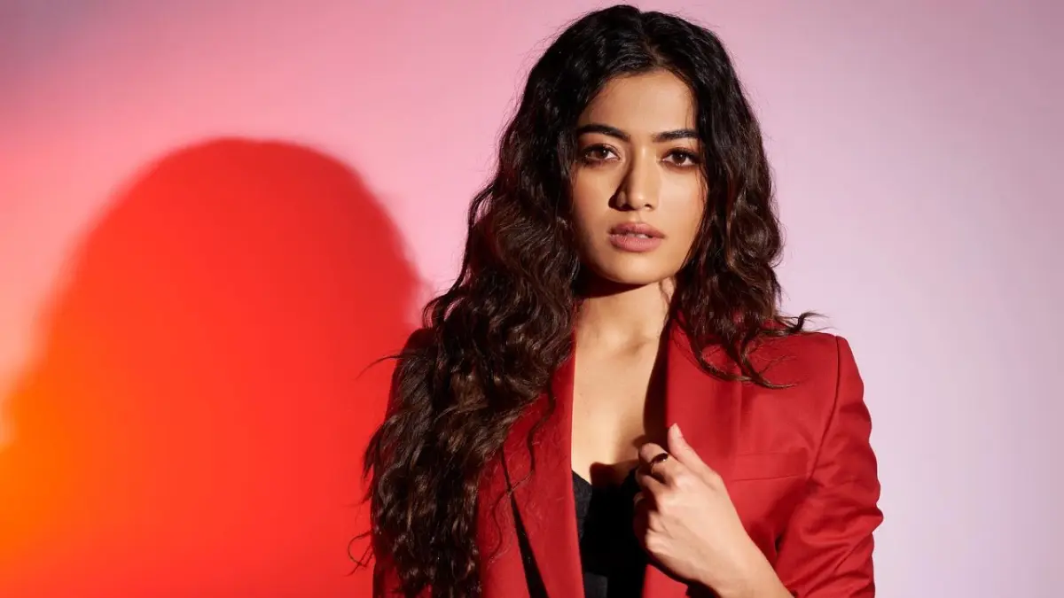 Actress Rashmika Mandanna injured at gym, cancels shoot: Report Actress Rashmika Mandanna injured at gym, cancels shoot: Report