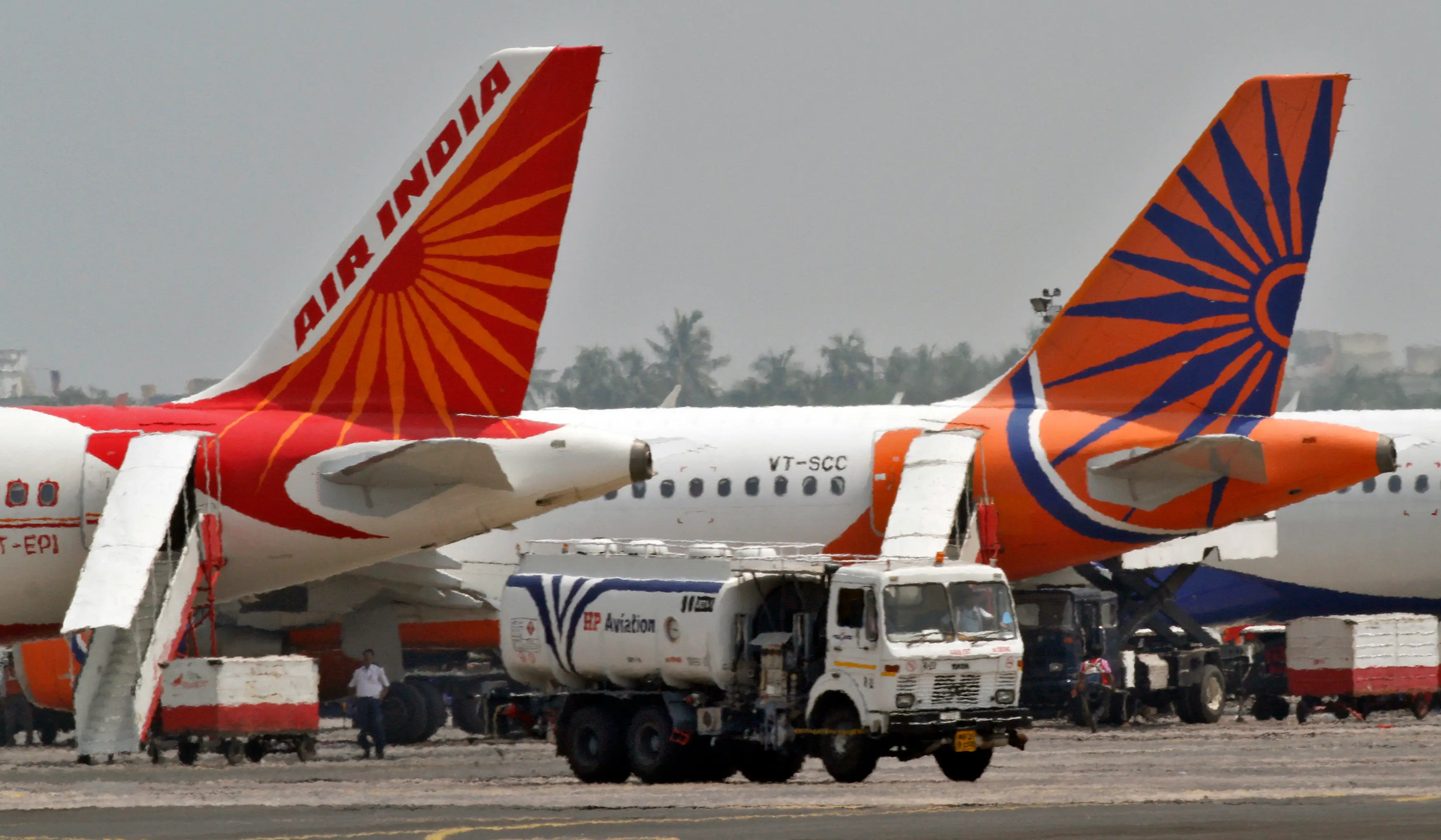 Pahalgam terror attack: DGCA issues guidelines to Indian airlines amid Pakistan airspace closure Pahalgam terror attack: DGCA issues guidelines to Indian airlines amid Pakistan airspace closure