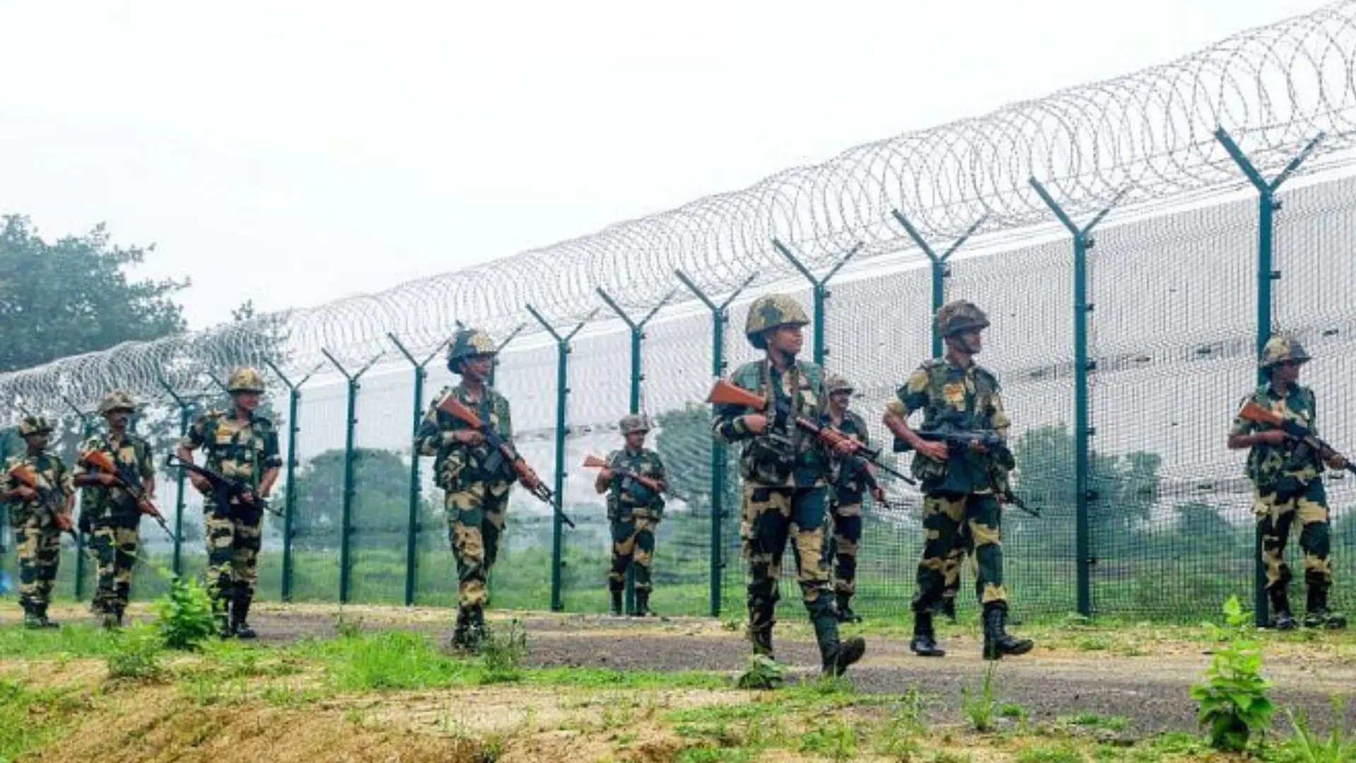India's border forces thwart infiltration bid by Bangladeshis, Rohingyas India's border forces thwart infiltration bid by Bangladeshis, Rohingyas