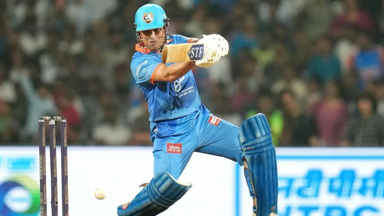 Sachin rolls back the years with vintage batting masterclass in International Masters League - WATCH Sachin rolls back the years with vintage batting masterclass in International Masters League - WATCH