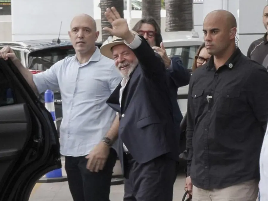 Brazilian President Lula discharged from hospital following emergency brain surgery