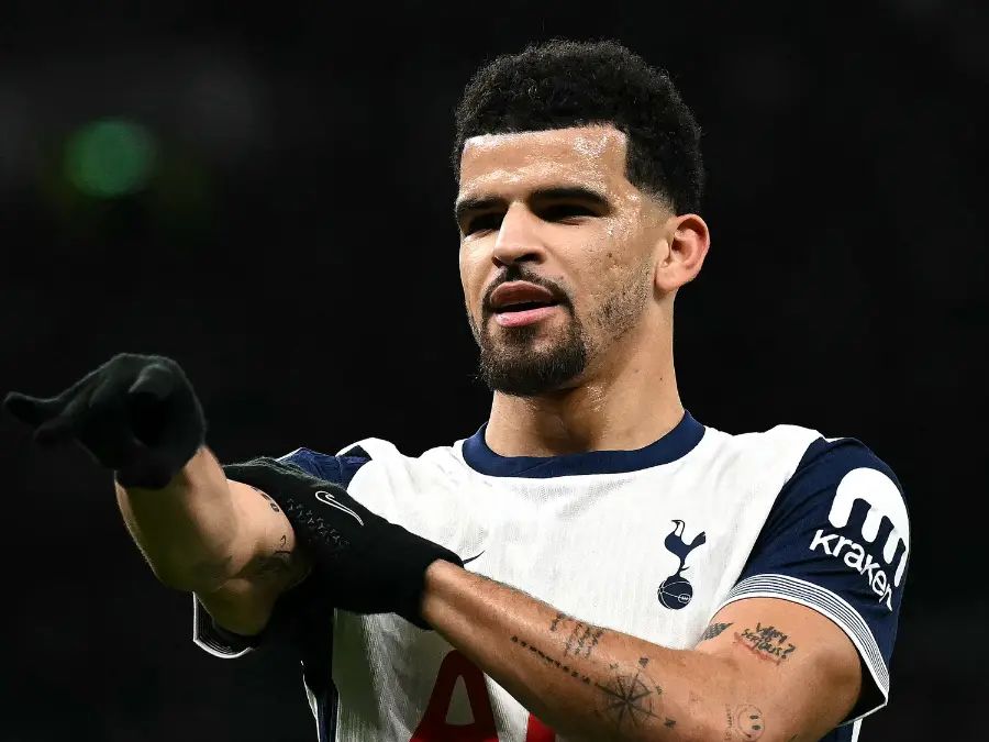 Tottenham Hotspur survive Man Utd comeback to reach League Cup semi-finals
