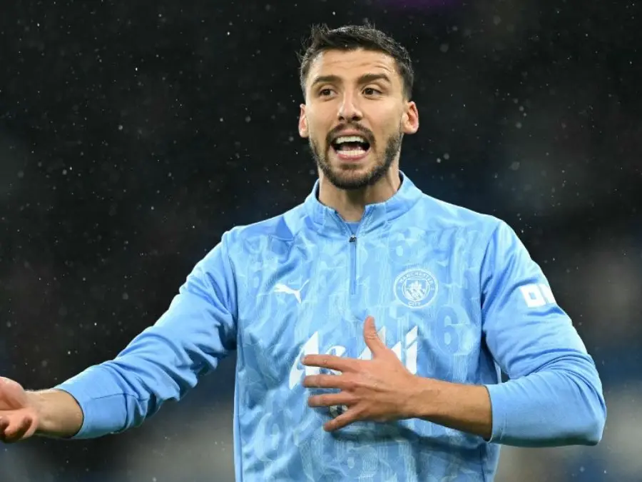 Ruben Dias ruled out for nearly four weeks in massive blow to Manchester City