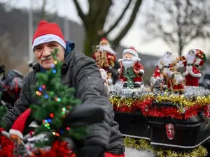 Mystery drones won't interfere with Santa's work: US tracker