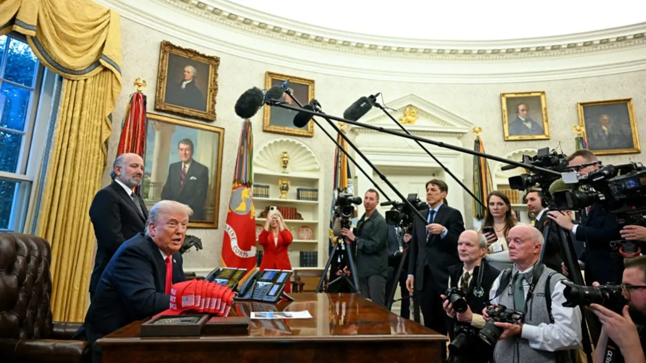 Freedom of Press under threat? White House will pick which journalists get the 'privilege' to cover Trump Freedom of Press under threat? White House will pick which journalists get the 'privilege' to cover Trump