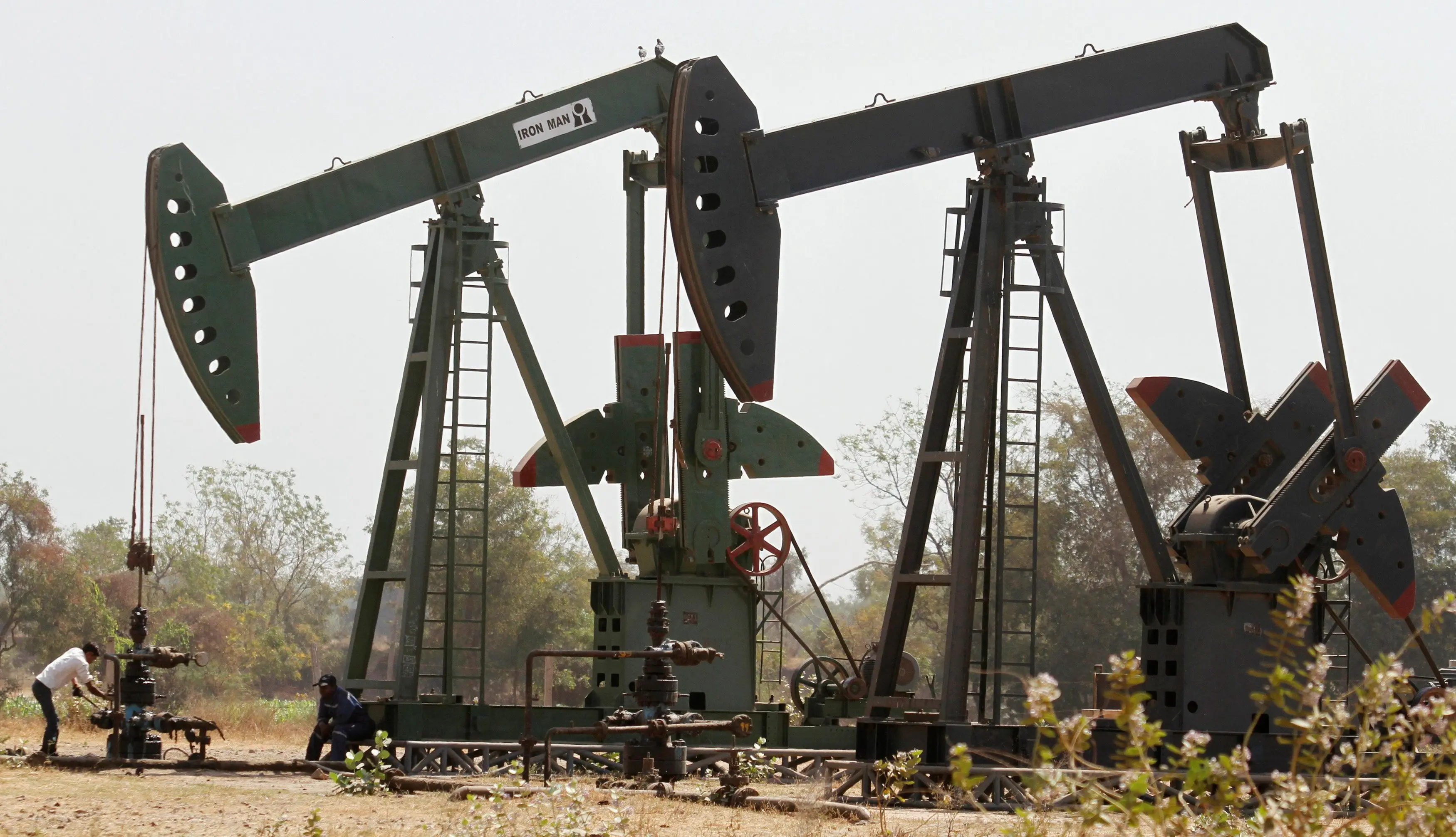 Trump's tariff threat shakes up global oil trade Trump's tariff threat shakes up global oil trade