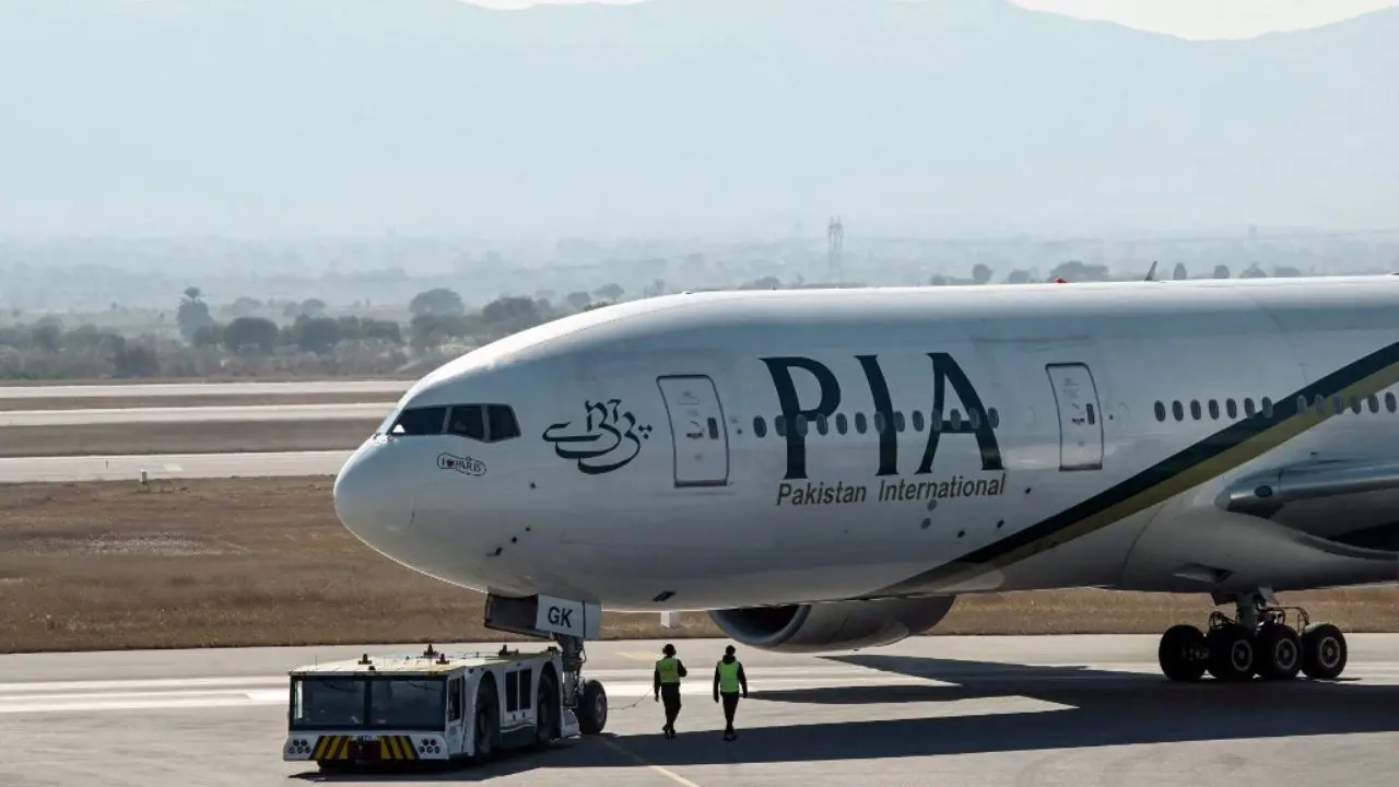 Pakistan government makes another bid to privatise PIA Pakistan government makes another bid to privatise PIA