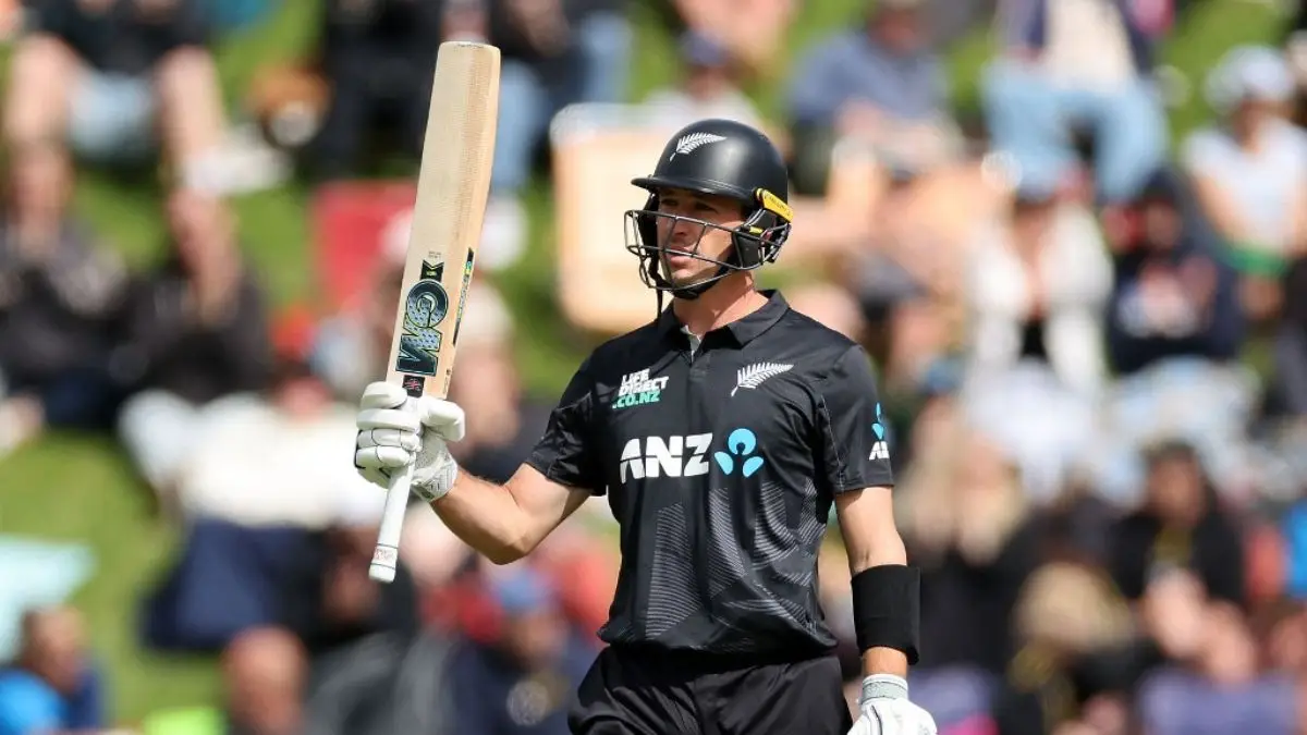 Matt Henry and Will Young help New Zealand beat Sri Lanka in 1st ODI Matt Henry and Will Young help New Zealand beat Sri Lanka in 1st ODI
