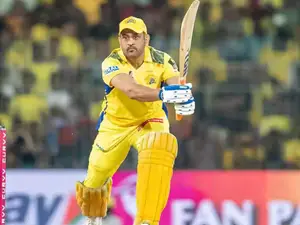 IPL 2025 | PBKS coach Ricky Ponting predicts Dhoni's retirement time, says 'it might depend on...'