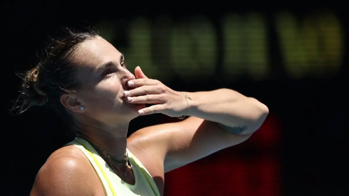 Sabalenka sweats hard to battle into Australian Open fourth round Sabalenka sweats hard to battle into Australian Open fourth round