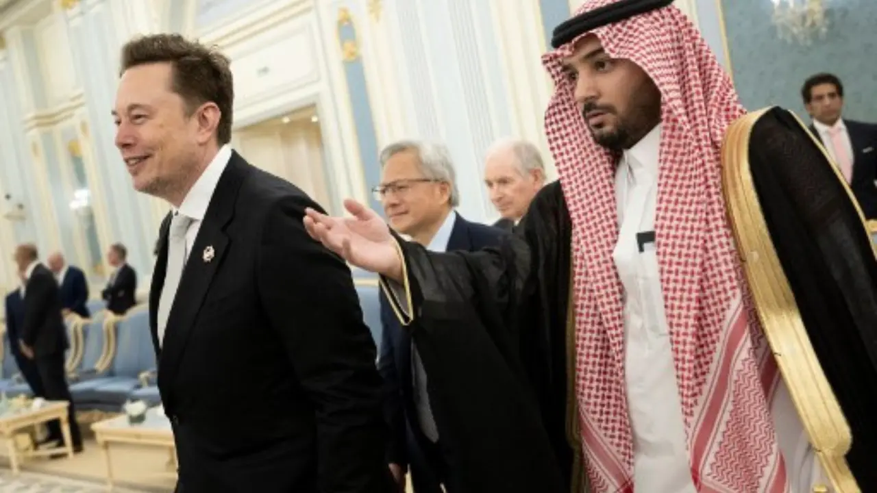  Elon Musk joins Trump in Saudi Arabia