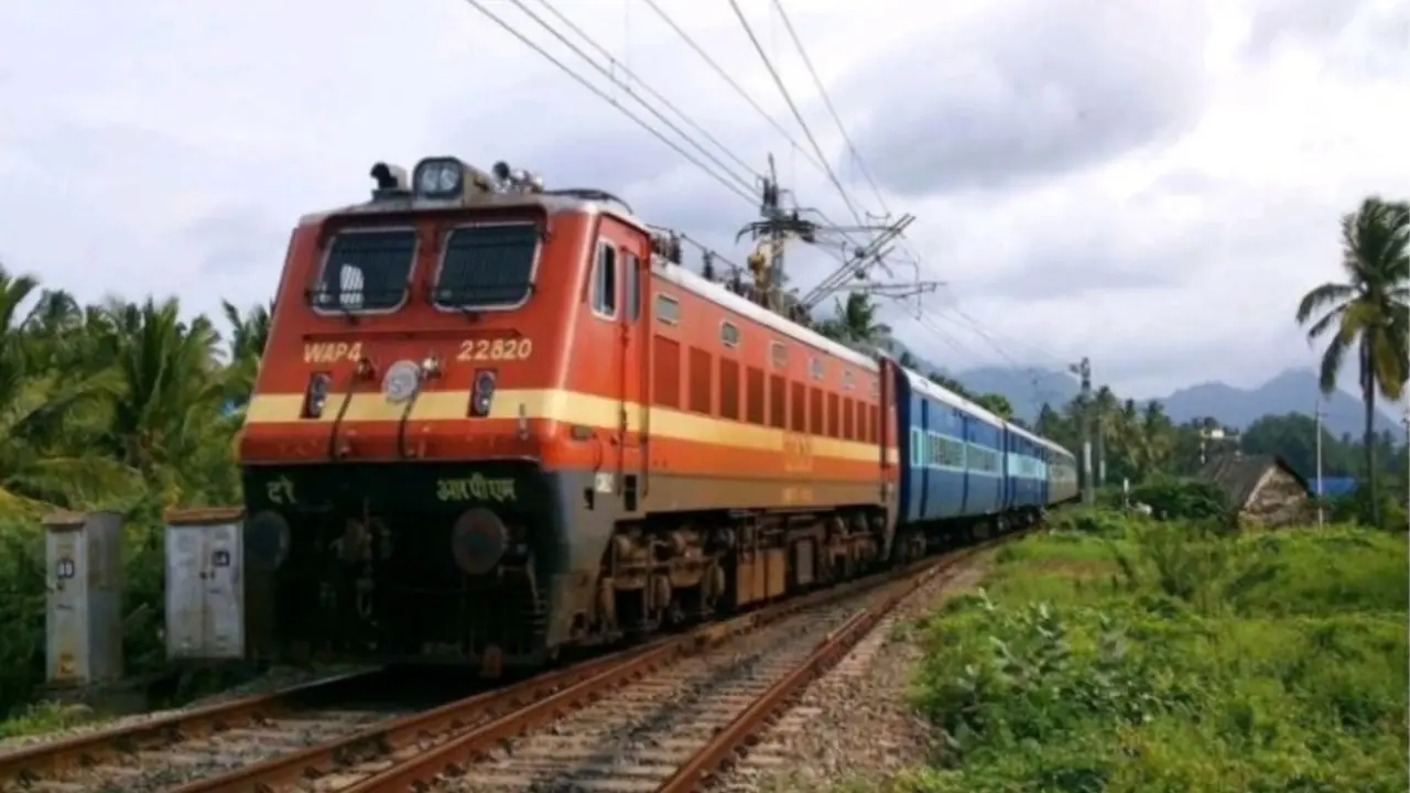 India: Locals, Business community disappointed over no direct train to Kashmir India: Locals, Business community disappointed over no direct train to Kashmir