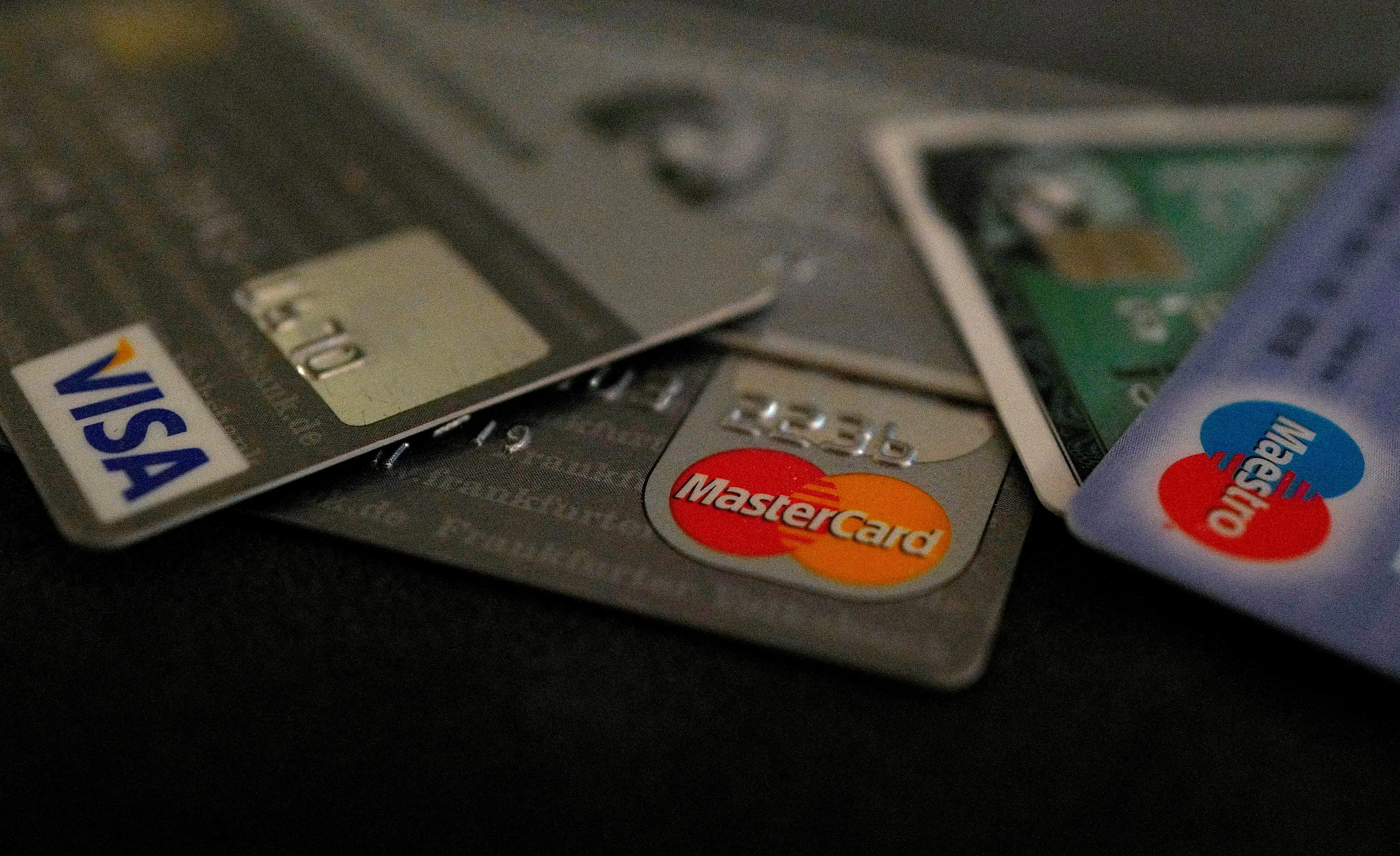 Traveling with a Forex Card? Here’s What You Need to Watch Out For Traveling with a Forex Card? Here’s What You Need to Watch Out For