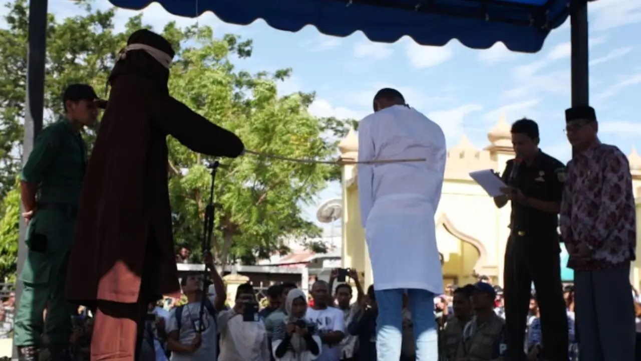 Malaysian man publicly flogged in mosque for spending time alone with unrelated woman