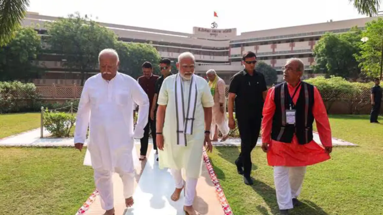 Sanjay Raut's bizarre claim, says PM Modi visited RSS headquarters to 'announce retirement plan' Sanjay Raut's bizarre claim, says PM Modi visited RSS headquarters to 'announce retirement plan'
