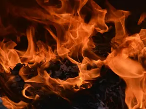 Pakistan: Minor girls burn father to death for sexually assaulting them