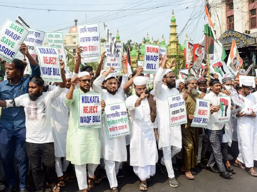 Protests erupt in Kolkata, Chennai after parliament clears Waqf Bill; Owaisi slams Naidu, Nitish