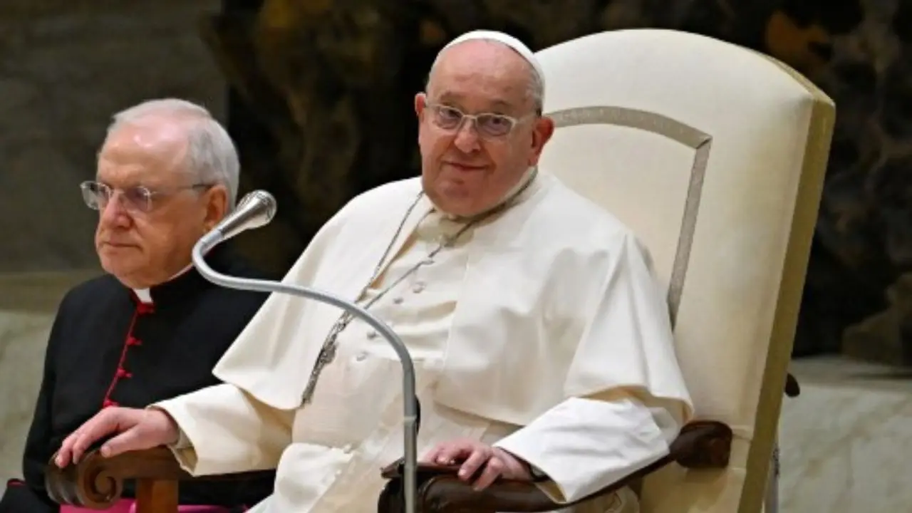 Vatican quashes ‘fake news’ on Pope Francis’ health, but doubts remain Vatican quashes ‘fake news’ on Pope Francis’ health, but doubts remain