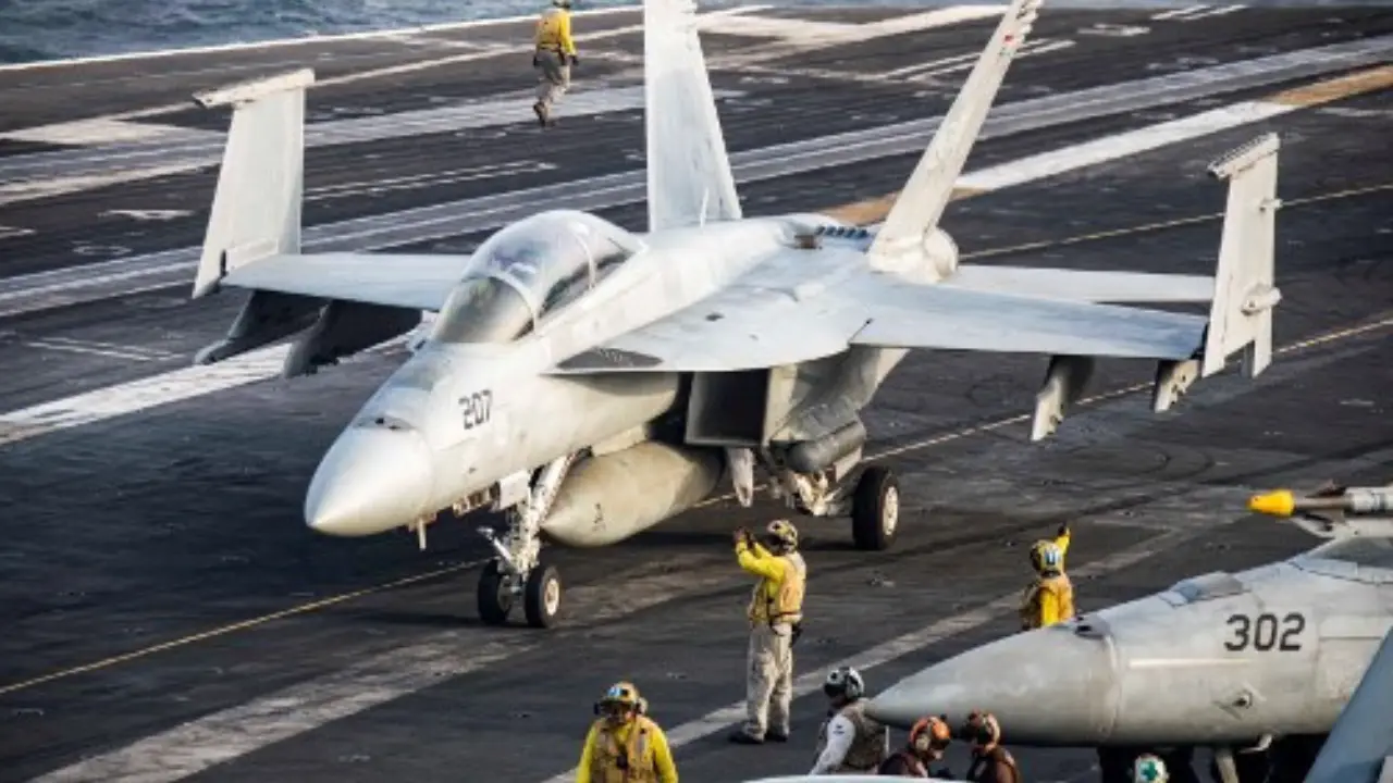 US loses a second $60 million aircraft at sea as jet shoots past carrier US loses a second $60 million aircraft at sea as jet shoots past carrier
