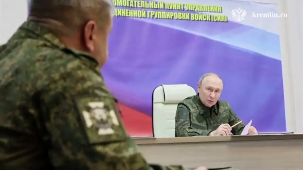 Putin threatens to treat Ukrainian PoWs as 'terrorists' after Trump warns of 'devastating' Russia Putin threatens to treat Ukrainian PoWs as 'terrorists' after Trump warns of 'devastating' Russia