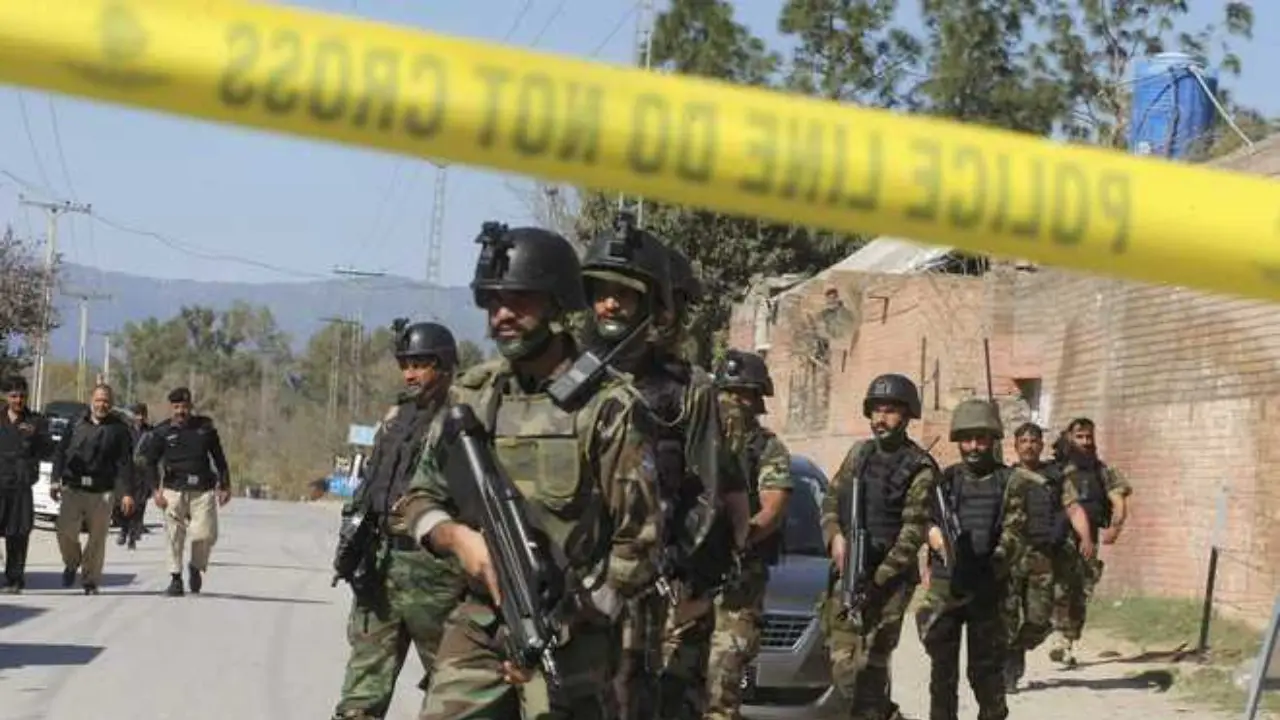 Suicide bombing attack at Pakistan military facility kills 10 during Ramzan prayers Suicide bombing attack at Pakistan military facility kills 10 during Ramzan prayers