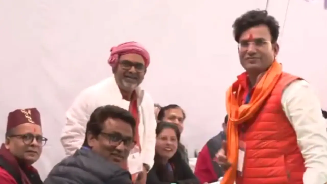 Patparganj Delhi Elections Results 2025: BJP's Ravinder Singh Negi leads against AAP's Avadh Ojha Patparganj Delhi Elections Results 2025: BJP's Ravinder Singh Negi leads against AAP's Avadh Ojha