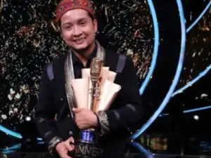 Indian Idol 12 winner Pawandeep Rajan fractured both legs, suffered head injury
