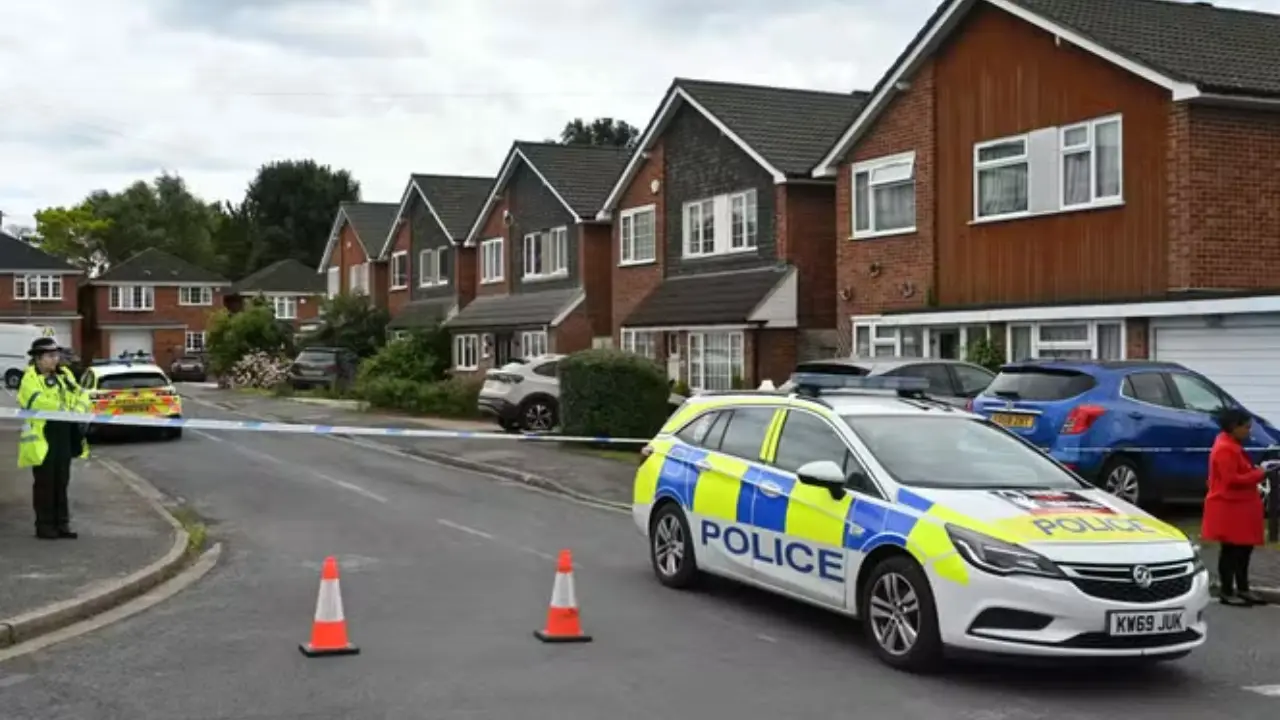 UK crossbow killings: Accused admits murdering woman and her daughters UK crossbow killings: Accused admits murdering woman and her daughters