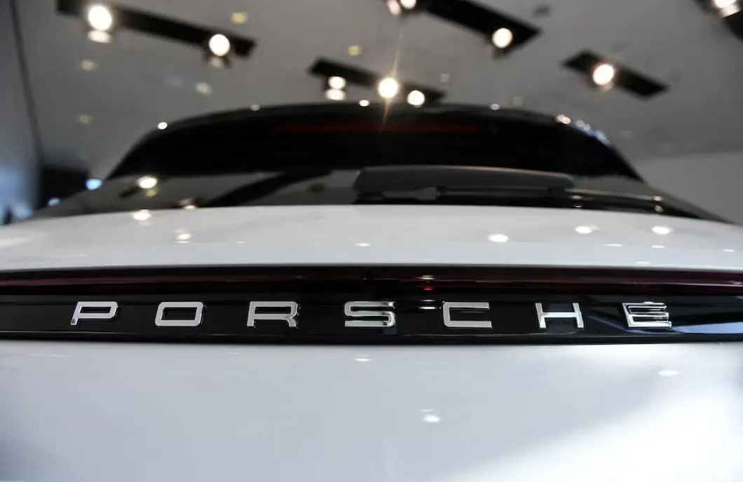Porsche in talks to end CFO and sales chief contracts amid weak earnings