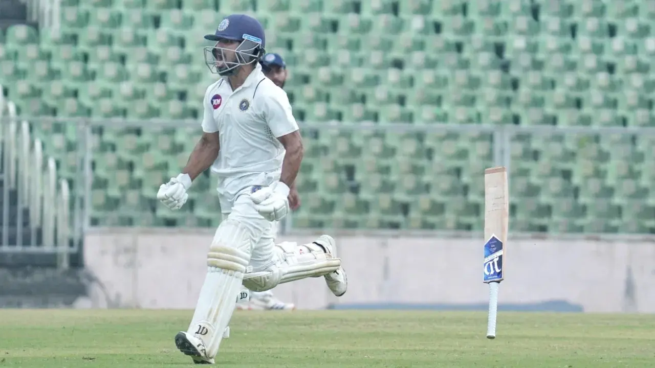 Ranji Trophy: Every run matters - Kerala seals semis spot with thrilling 1-run lead vs J&K Ranji Trophy: Every run matters - Kerala seals semis spot with thrilling 1-run lead vs J&K
