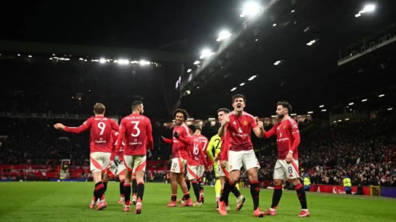 FA Cup: Maguire strikes late as Manchester United beat Leicester City 2-1
