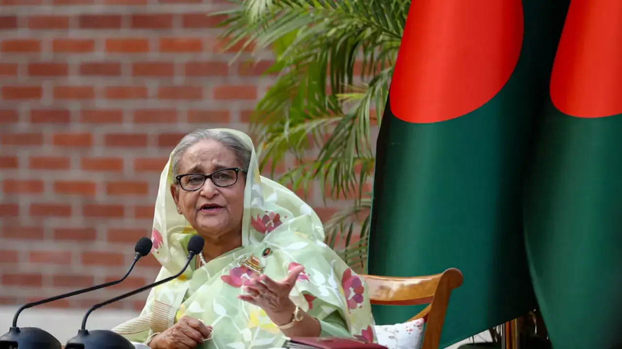 'Crimes against humanity': UN says Bangladesh's former govt behind deadly attacks on protesters 'Crimes against humanity': UN says Bangladesh's former govt behind deadly attacks on protesters