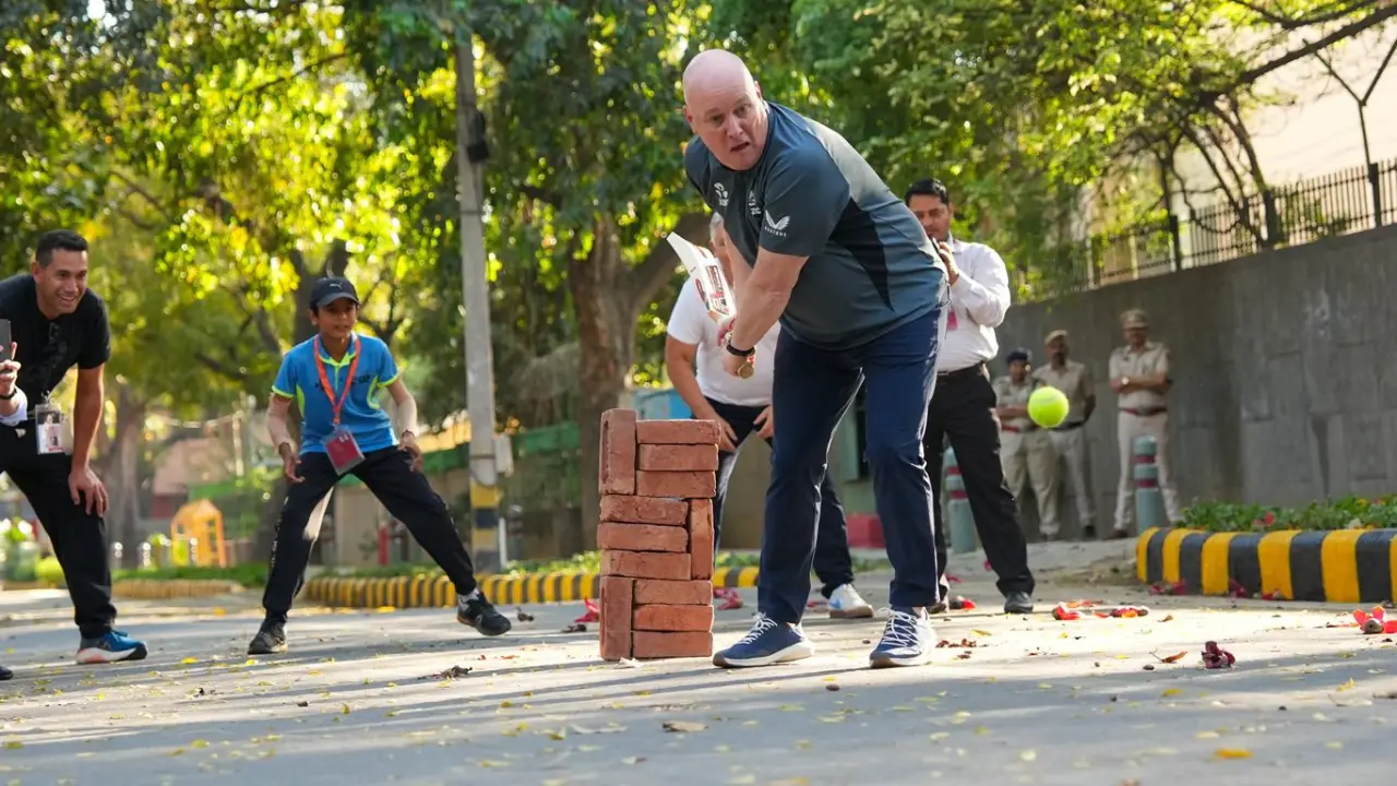 Bowled over by cricket! NZ PM Christopher Luxon plays gully cricket in India with Kapil Dev, Ross Taylor & Ajaz Patel
