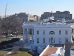 WATCH: Secret Service catches man climbing White House security fencing