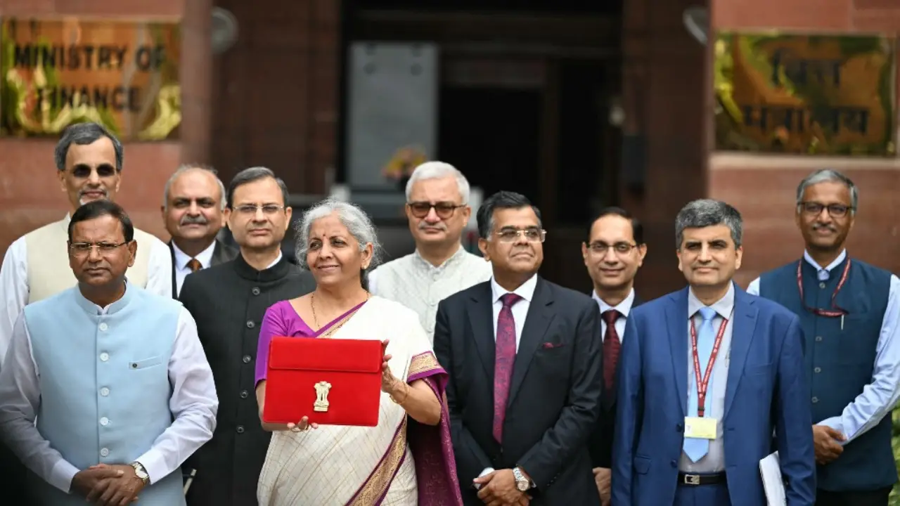 India to simplify income tax law with new bill in upcoming budget session: Report India to simplify income tax law with new bill in upcoming budget session: Report