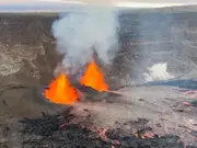 Watch stunning visuals of Hawaii's Kilauea volcano as it spews lava