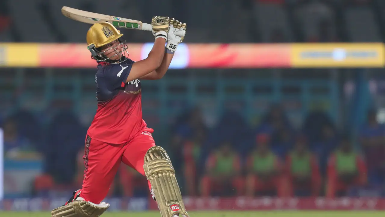 WPL 2025: 'Brilliant to watch': Skipper Mandhana praises Kanika, Richa for RCB's thrilling win WPL 2025: 'Brilliant to watch': Skipper Mandhana praises Kanika, Richa for RCB's thrilling win