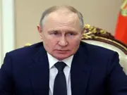 Assassination bid on Putin? Limousine explosion in Moscow sparks speculations