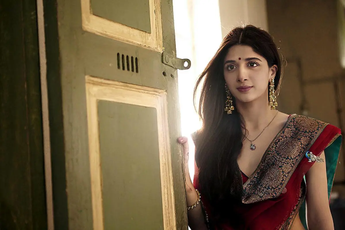 Pakistani sensation Mawra Hocane to make her music video debut: Watch Pakistani sensation Mawra Hocane to make her music video debut: Watch