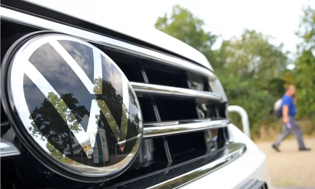 Volkswagen predicts flat margins amid cost-cutting and trade uncertainty