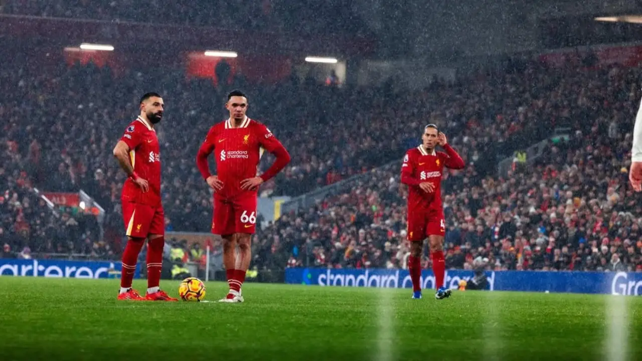 Mohamed Salah in headlines as Liverpool striker posts pic with soon out-of-contract Van Dijk, Alexander-Arnold Mohamed Salah in headlines as Liverpool striker posts pic with soon out-of-contract Van Dijk, Alexander-Arnold