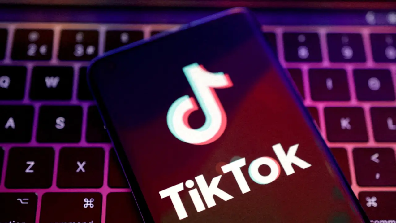 TikTok sued by UK teen parents over THIS reason TikTok sued by UK teen parents over THIS reason
