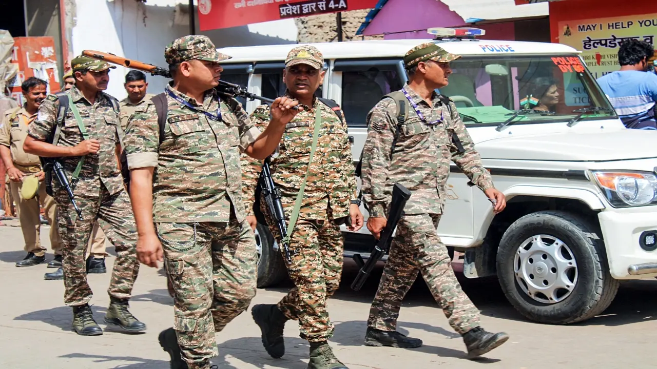 CRPF constable married Pakistani woman without departmental permission, faces inquiry CRPF constable married Pakistani woman without departmental permission, faces inquiry