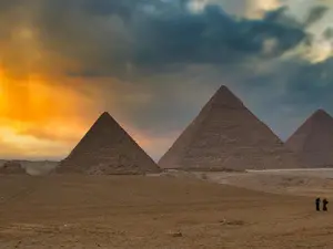 Scientists detect huge city under Giza pyramids in Egypt. Not possible, experts say